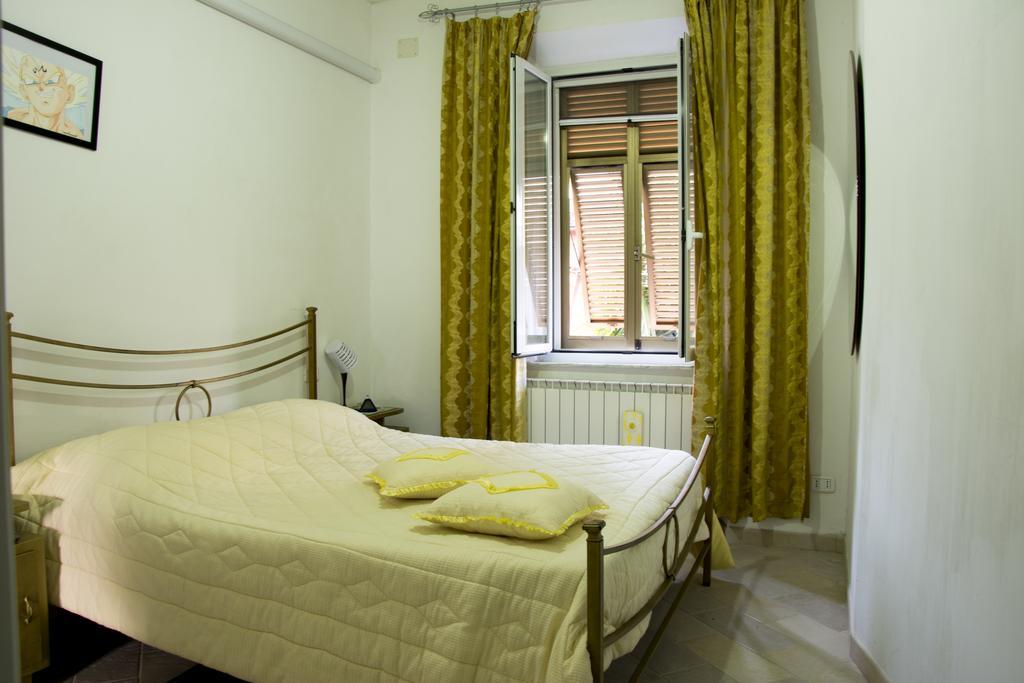 Mare Apartment Follonica Cameră foto